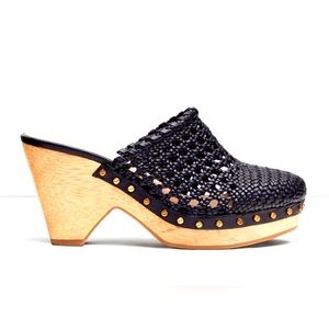 Veronica Beard Hardie Black Woven Leather Mule Clogs SIZE 9